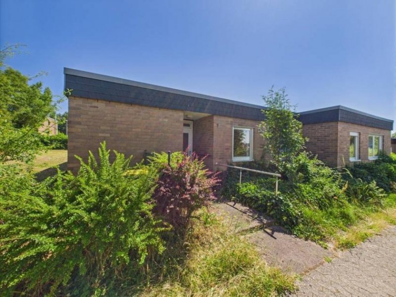 Überherrn Charmanter Reihenbungalow in ruhiger Lage von Überherrn – 106 m² Wohnkomfort auf 623 m² Grundstück! Haus kaufen