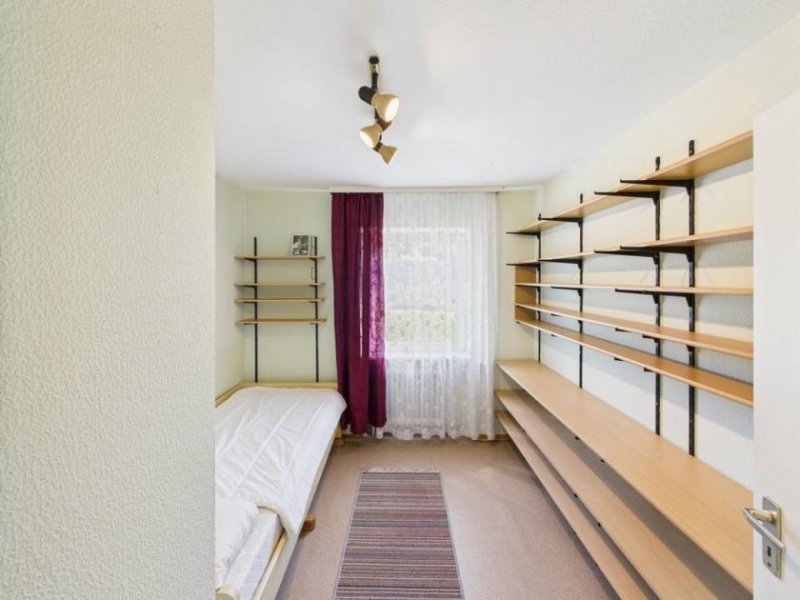 Überherrn Charmanter Reihenbungalow in ruhiger Lage von Überherrn – 106 m² Wohnkomfort auf 623 m² Grundstück! Haus kaufen