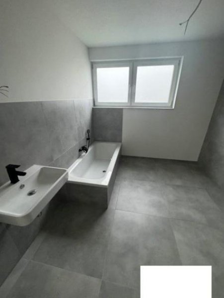 Schönenberg-Kübelberg ETW modernste Ausstattung - NEUBAU-hervorragende Lage - nachhaltige Bauweise - HIER Leben! Wohnung kaufen