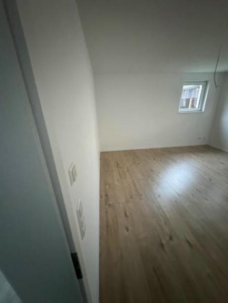 Schönenberg-Kübelberg ETW rollstuhlgerechte modernste Ausstattung - NEUBAU - hervorragende Lage - nachhaltige Bauweise Wohnung kaufen