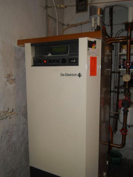 Altenkirchen *** Kauf ist günstiger als Miete - solides Wohnhaus mit großem Grundstück in ruhiger Wohnlage *** Haus kaufen