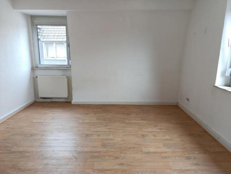 Pirmasens ObjNr:19750 - Helles 3- Familienhaus in Pirmasens Haus kaufen