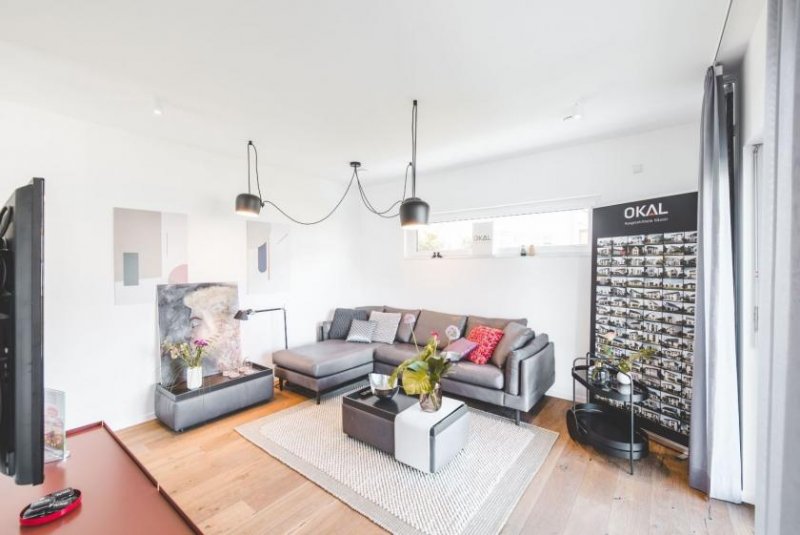 Höheinöd BAUHAUS-ARCHITEKTUR IN OKAL-DESIGN Haus kaufen