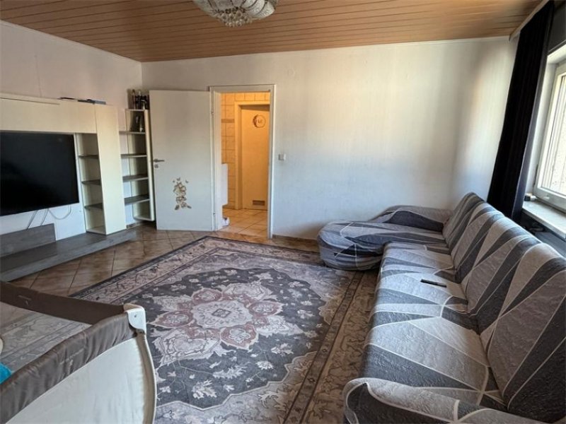 Ludwigshafen am Rhein +++ LU: 3 ZKB – ETW MIT GROßEM BALKON IN ZENTRALER LAGE GELEGEN +++ Wohnung kaufen