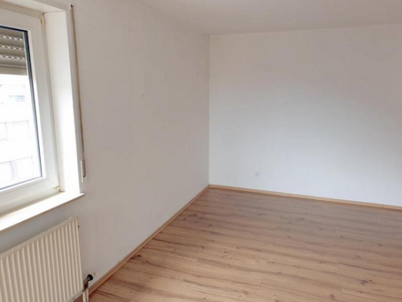 Ludwigshafen am Rhein ObjNr:18454 - Helle und gut geschnittene 2, 5-Zimmer ETW mit Balkon, zentral in Ludwigshafen Wohnung kaufen