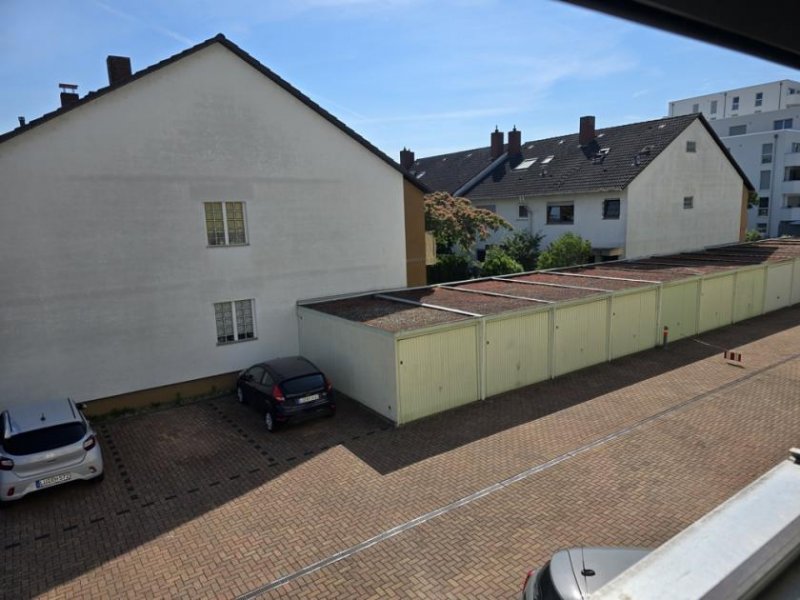 Ludwigshafen am Rhein Ruhig wohnen in Oggersheim–Gepflegte 3-Zimmer-Wohnung mit Balkon, Stellplatz und guter Infrastruktur Wohnung kaufen