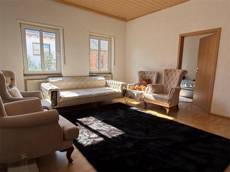 Ludwigshafen am Rhein LU.-HEMHSHOF: AKTUELL VERMIETET! SCHÖNE, HELLE 3 ZKB – ETW MIT BALKON UND KELLER ZU VERKAUFEN! Wohnung kaufen