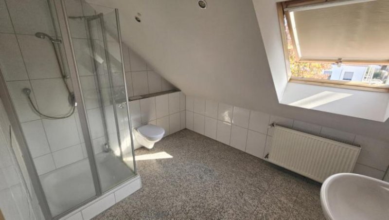 Ludwigshafen am Rhein ObjNr:19759 - Attraktives Wohnen im gepflegten EFH mit Garten, Terrasse, Balkon und Garage in LU-Maudach Haus kaufen