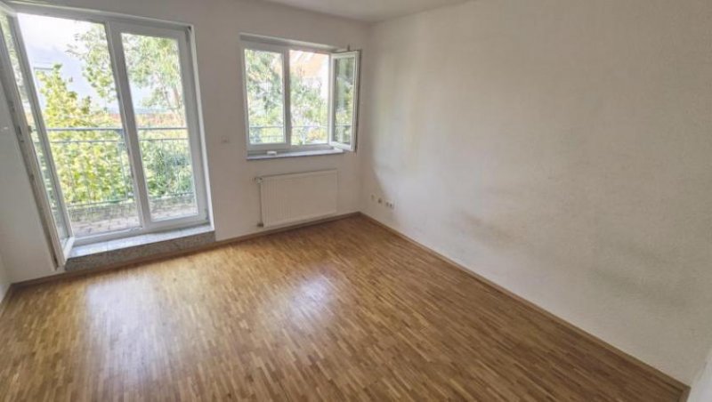 Ludwigshafen am Rhein ObjNr:B-19759 - Tolles Wohnen im attraktiven EFH mit Garten, Terrasse, Balkon und Garage in LU-Maudach Haus kaufen