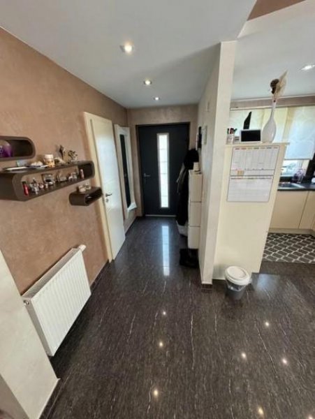 Ludwigshafen am Rhein Es gibt sie noch: Die WOHLFÜHL-Doppelhaushälfte. Erschwinglich ist sie auch noch! Füße hochlegen! Haus kaufen