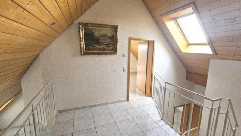 Ludwigshafen am Rhein ObjNr:19757 - Sehr gepflegte 3,5 Zi ET-Maisonettewohnung mit Balkon und PkW-Stellplatz in LU-Maudach Wohnung kaufen