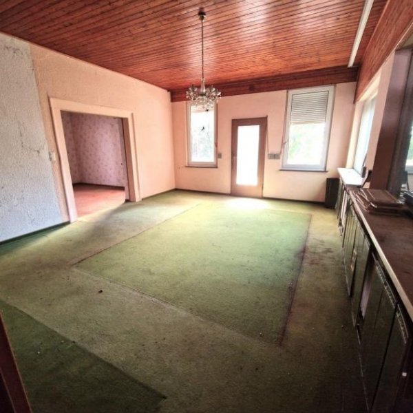 Ludwigshafen am Rhein Abrissobjekt auf attraktivem Eckgrundstück in schöner Lage von Ludwigshafen-Oppau Haus kaufen