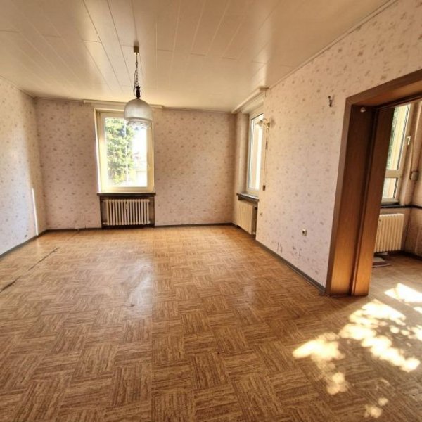 Ludwigshafen am Rhein Abrissobjekt auf attraktivem Eckgrundstück in schöner Lage von Ludwigshafen-Oppau Haus kaufen