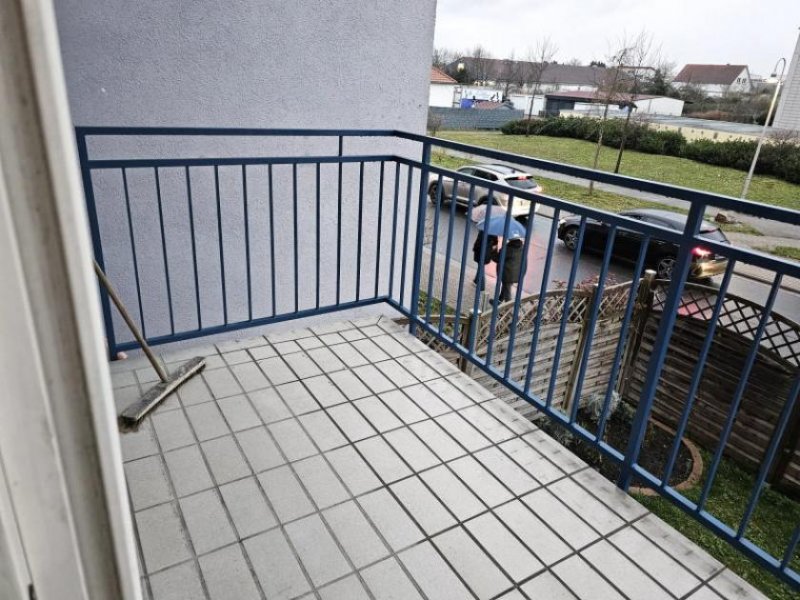 Ludwigshafen am Rhein ObjNr:19659 - Fast neuwertige Eigentumswohnung in einem gepflegten Dreifamilienhaus Wohnung kaufen