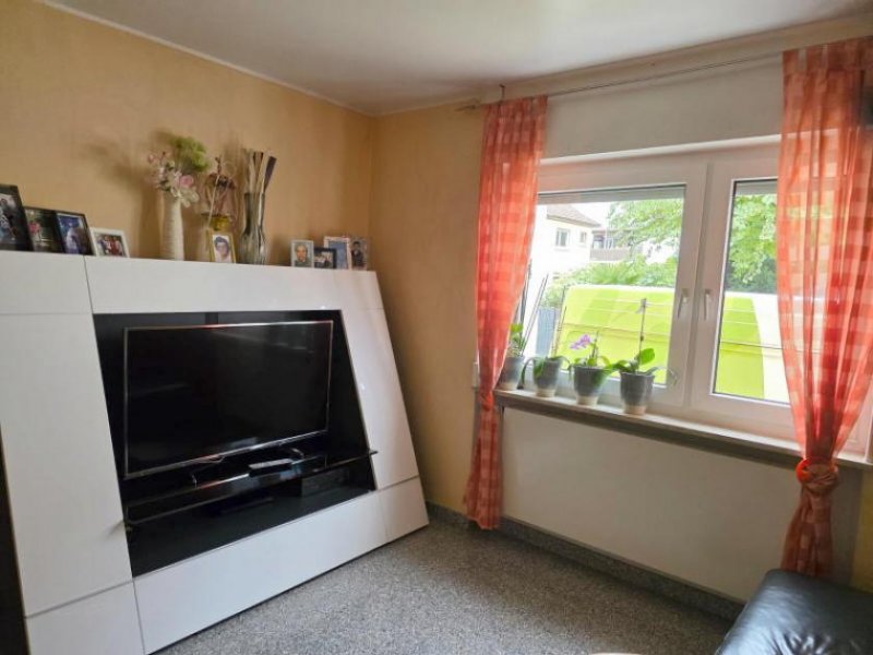 Ludwigshafen am Rhein ObjNr:19733 - Moderisierte Doppelhaushälfte mit Garten und sep. Wohnung oder Gewerbeeinheit Haus kaufen