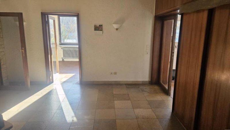 Bad Dürkheim ObjNr:B-19522 - Repräsentatives EFH mit Garten und großem Grundstück ausserhalb in DÜW-Grethen. Haus kaufen