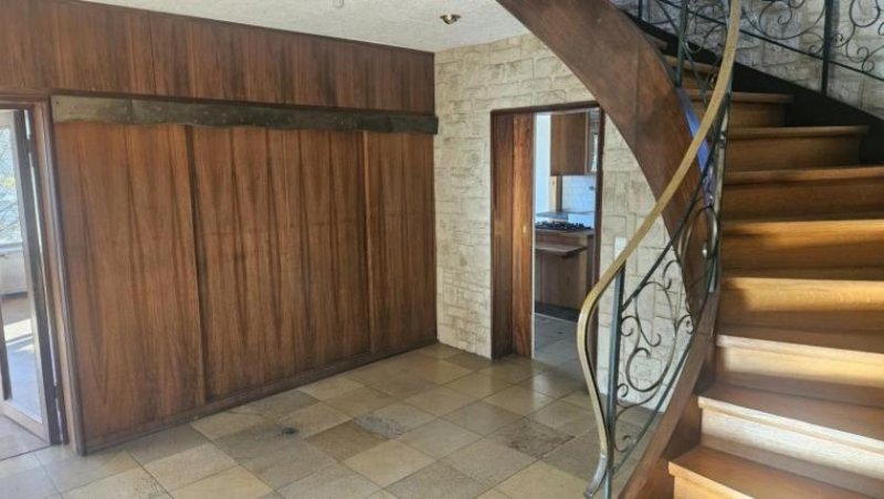 Bad Dürkheim ObjNr:B-19522 - Repräsentatives EFH mit Garten und großem Grundstück ausserhalb in DÜW-Grethen. Haus kaufen