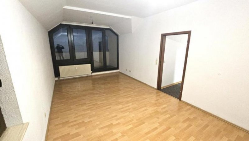 Frankenthal (Pfalz) ObjNr:19795 - Sehr gepflegte Eigentumswohnung mit TG-Stellplatz und Balkon in ruhiger Anlage in Frankenthal Wohnung kaufen