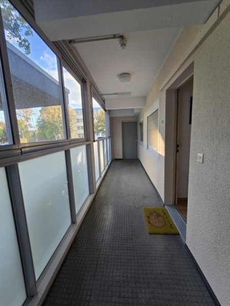 Bobenheim-Roxheim Sehr schöne sonnige und ruhig gelegene 2 Zimmer-Wohnung mit Balkon in Roxheim/Pfalz zu verkaufen. Wohnung kaufen