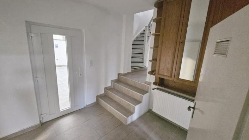 Lambsheim ObjNr:19644 - Modernisiertes EFH mit 5 Zimmern recht zentral in Lambsheim Haus kaufen