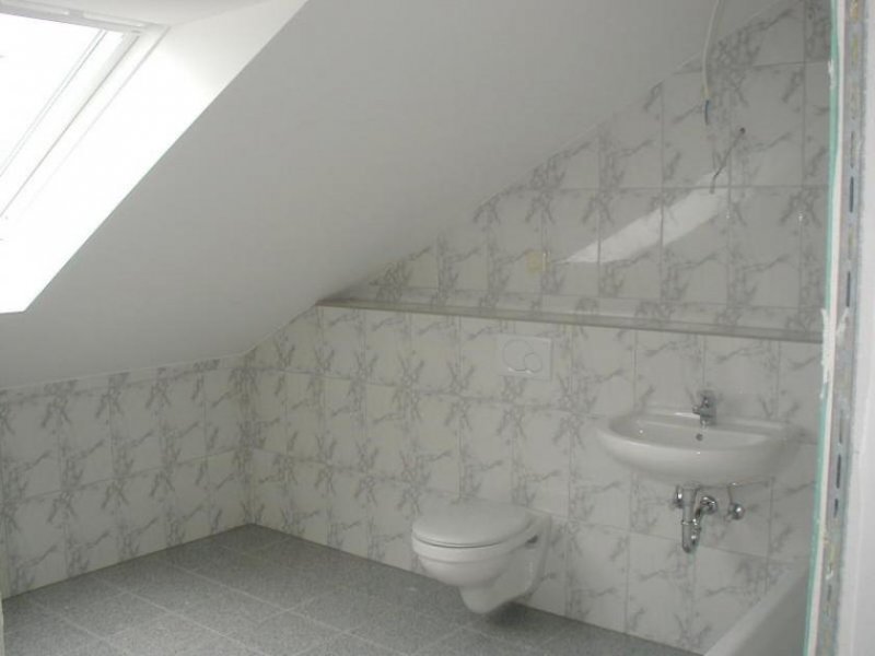 Beindersheim ObjNr:16134 - Traumwohnung in einem Dreifamilienhaus mit einem Tageslichtbad und Stellplatz Wohnung kaufen