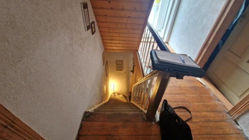 Kindenheim Schönes Eckgrundstück mit Haus und Scheune Haus kaufen