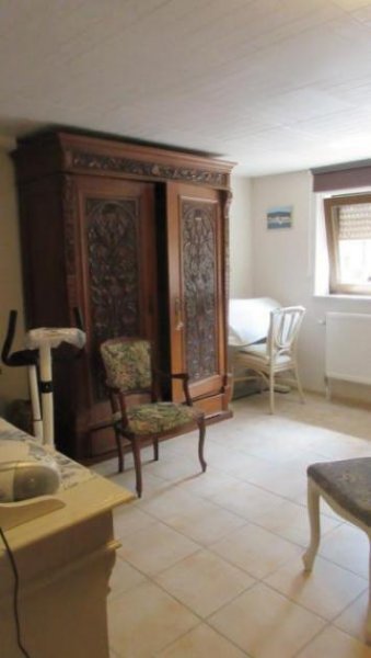 Carlsberg ObjNr:B-19735 - Topp EFH mit 2 Appartments, Ortsrandlage mit direktem Zugang zum Wald in Carlsberg Haus kaufen