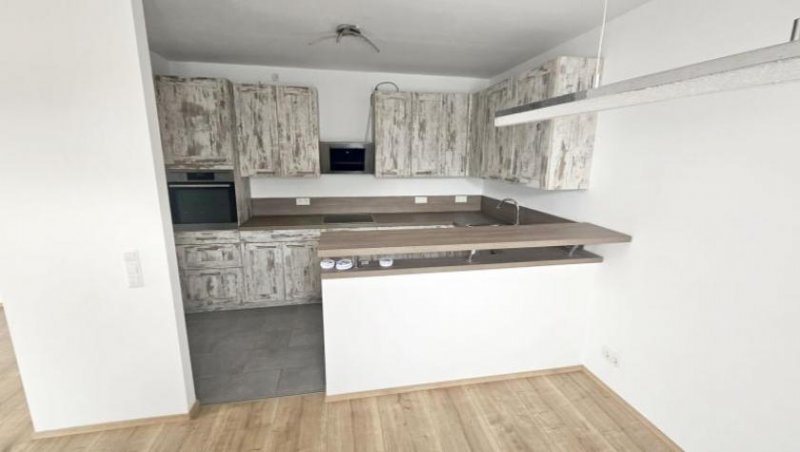 Speyer ObjNr:19770 - Liebhaberwohnung - tolle 4-Zimmer ETW in denkmalgeschütztem Gebäude in Speyer Wohnung kaufen