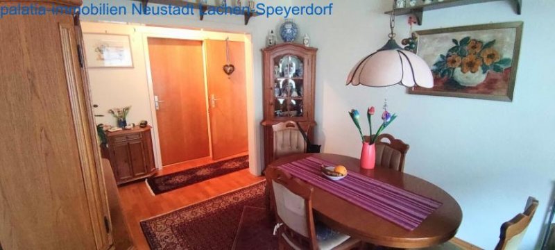 Neustadt an der Weinstraße Haus in Hambach in schöner Wohnlage mit Garten Haus kaufen