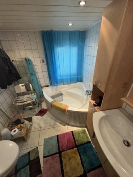 Neustadt an der Weinstraße Wohnen, erweitern oder neu planen – 760 m² Grundstück mit positiv beschiedener Bauanfrage Haus kaufen