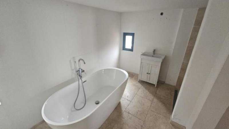 Neustadt an der Weinstraße ObjNr:B-19666 - Idyllisches Wohnen in saniertem EFH (ohne PkW-Stellplatz und ohne Garten) in Neustadt-MUSSBACH Haus kaufen