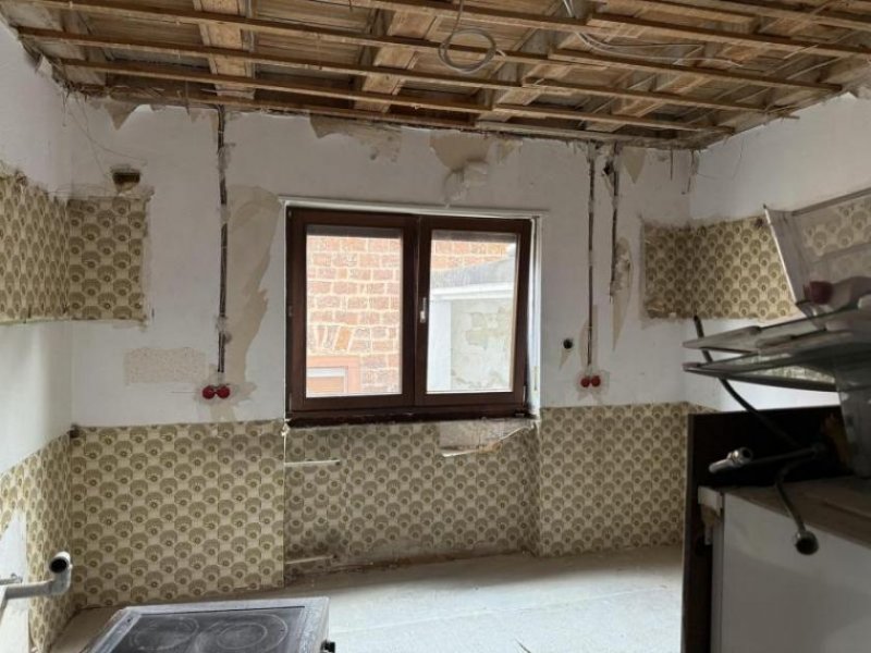 Esthal ObjNr:19709 - Großzügig geschnittenes Einfamilienhaus Haus kaufen