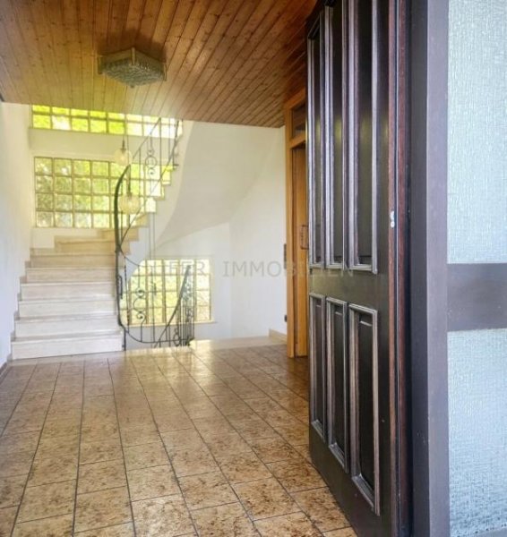 Maikammer Leben inmitten der Natur , angrenzend an die Weinberge mit Blick auf das Hambacher Schloss Haus kaufen