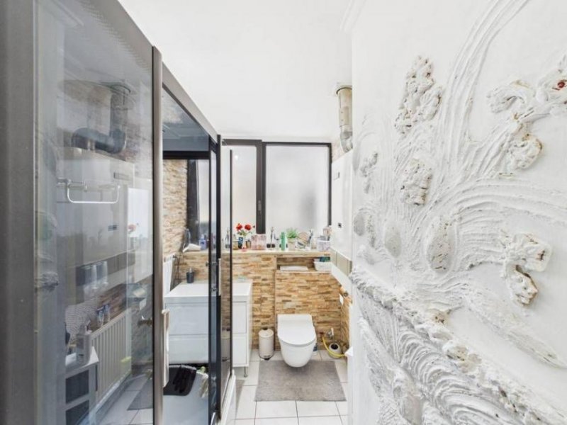 Worms Architektonisches Zweifamilienhaus mit Pizzeria und Gewerbeeinheit – extravagant & einzigartig! Haus kaufen