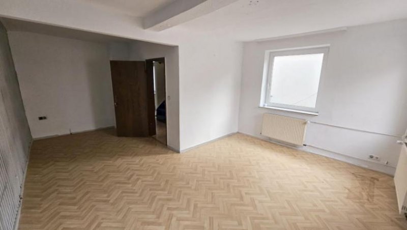 Dorn-Dürkheim ObjNr:B-19792 - Bäuerliches Anwesen mit Hof und großer Scheune zentral in Dorn-Dürkheim Gewerbe kaufen