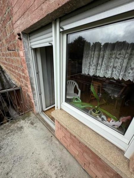 Kaiserslautern Großes Einfamilienhaus auf 1.500 m² Grundstück mit Scheune & attraktivem Entwicklungspotenzial Haus kaufen