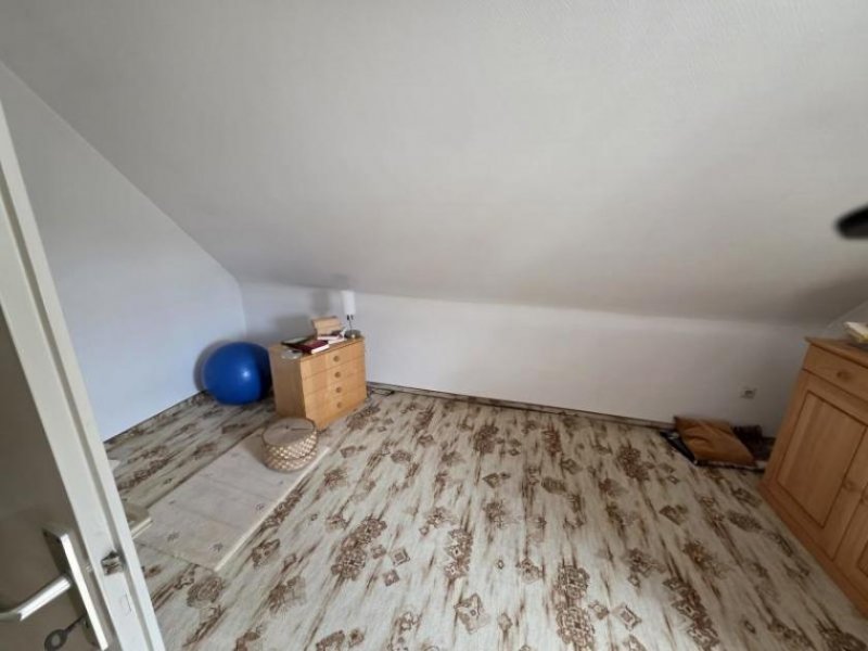 Kaiserslautern ObjNr:19753 - Liebenswürdige Doppelhaushälfte mit Garten im Dornröschenschlaf Haus kaufen