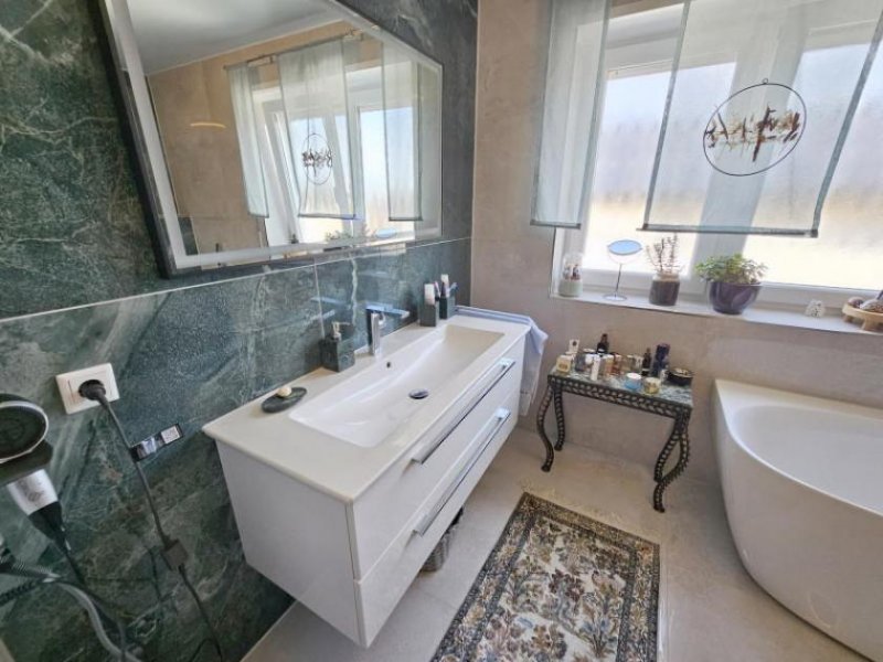 Mehlingen ObjNr:19675 - Herrliches Einfamilienhaus mit moderner Ausstattung und Garten Haus kaufen