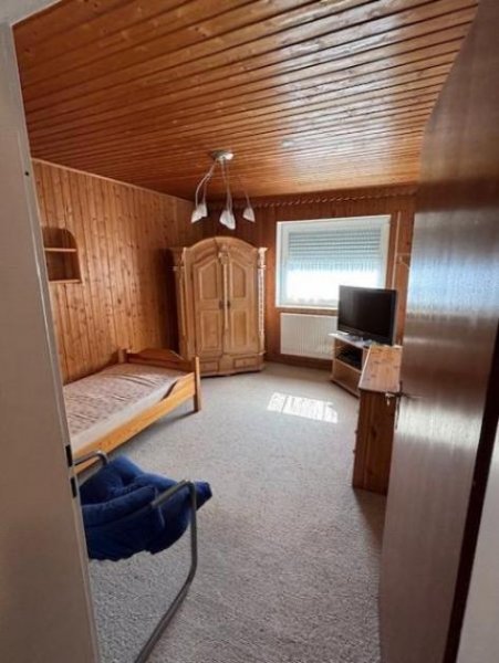 Rockenhausen ObjNr:19677 - Gepflegtes Zweifamilienhaus / Mehrgenerationenhaus am Ortsausgang Haus kaufen