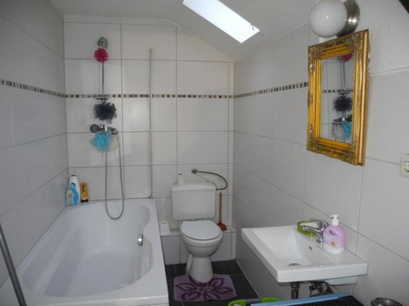 Mannheim ObjNr:B-17050 - Gemütliche 3-Zimmer Dachgeschoßwohnung in Ma-Jungbusch Wohnung kaufen