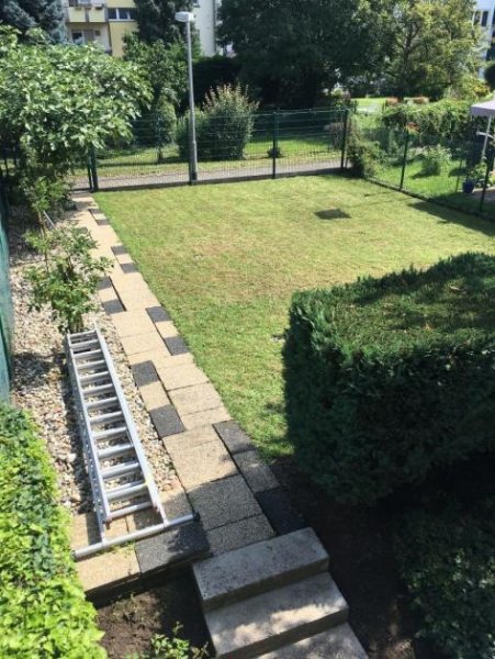 Mannheim Geräumiges 2-3 Familienhaus/ Mehrgenerationenhaus in guter Lage von Mannheim-Rheinau Haus kaufen