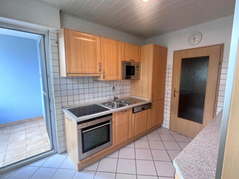Mannheim 3 - Zimmer - Wohnung plus Dachspeicher mit viel Gestaltungs- und Ausbaupotential Wohnung kaufen