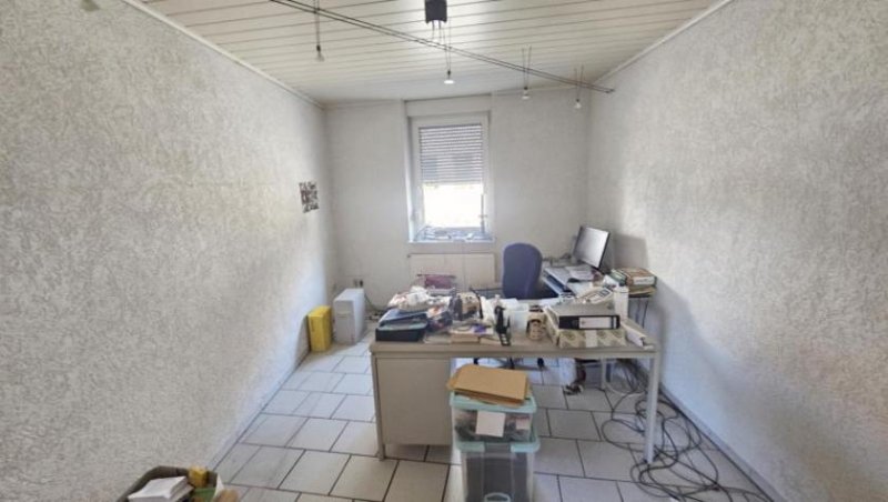 Mannheim ObjNr:B-19704 - Für die große Familie oder mehrere Genarationen - gepflegtes Haus mit großem Garten in MA-Käfertal Haus