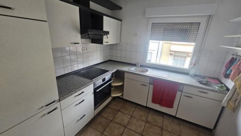 Viernheim ObjNr:19742 - Ansprechendes Haus mit 2 Wohneinheiten und 1 Gewerbeeinheit in LU-Mundenheim Haus kaufen