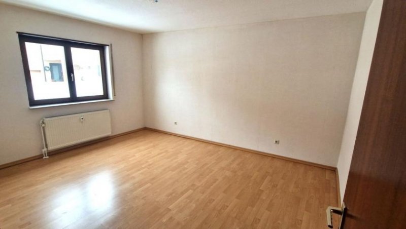 Heddesheim Schöne bezugsfreie 2-Zimmerwohnung mit Terrasse und Gartenanteil Wohnung kaufen