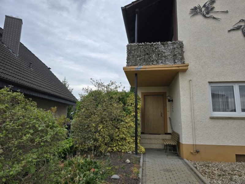 Lampertheim Einfamilienhaus mit Ausbaupotenzial in ruhiger Wohnlage von Lampertheim sucht neue Familie Haus kaufen
