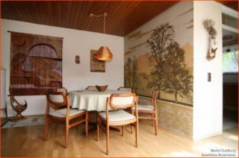 Hockenheim Sehr gepflegtes Bungalow-Reihenendhaus mit traumhaft schönen Eckgrundstück und hellem Atrium! Haus kaufen