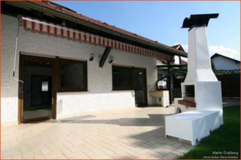 Reilingen Gepflegtes und vielseitig nutzbares Haus in absoluter Toplage von Reilingen! Haus kaufen