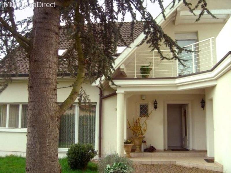 Bartenheim Geräumiges, schönes Einfamilienhaus!! Auf einem äussert gepflegten Grundstück - mit separater Einzimmerwohnung, grenznah