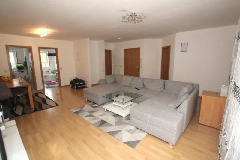 Wiesloch Helle 3 Zimmer 79qm Erdgeschosswohnung in Wiesloch- Baiertal zu verkaufen. Wohnung kaufen